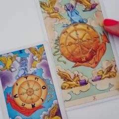 Combinaciones poderosas: Rueda de la Fortuna y el Sol en el Tarot